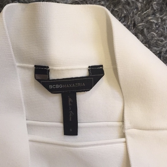 BCBGMAXAZRIA BANDAGE SKIRT - Picture 3 of 3